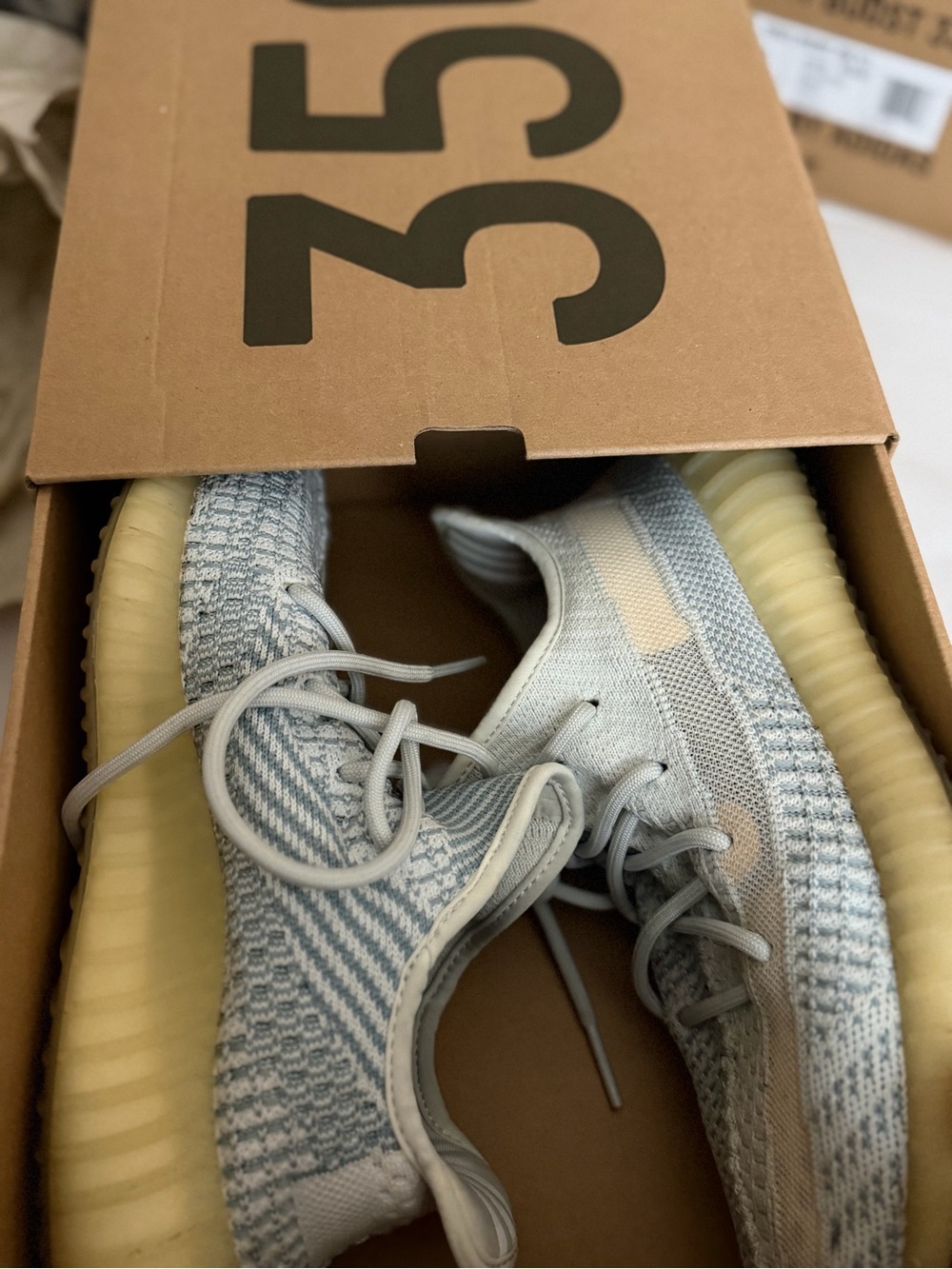 Authentic adidas Yeezy boost 350 v2 cloud white non reflective